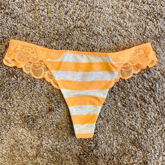 ISO looking for these kind of panties - Picture 4 of 8